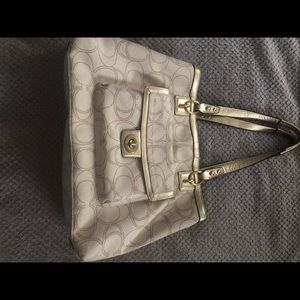 Coach medium purse - never used